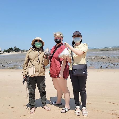 Qg Life 城中館 寵物親子釣魚人民宿 جينتشينغ المظهر الخارجي الصورة