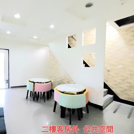 Qg Life 城中館 寵物親子釣魚人民宿 جينتشينغ المظهر الخارجي الصورة